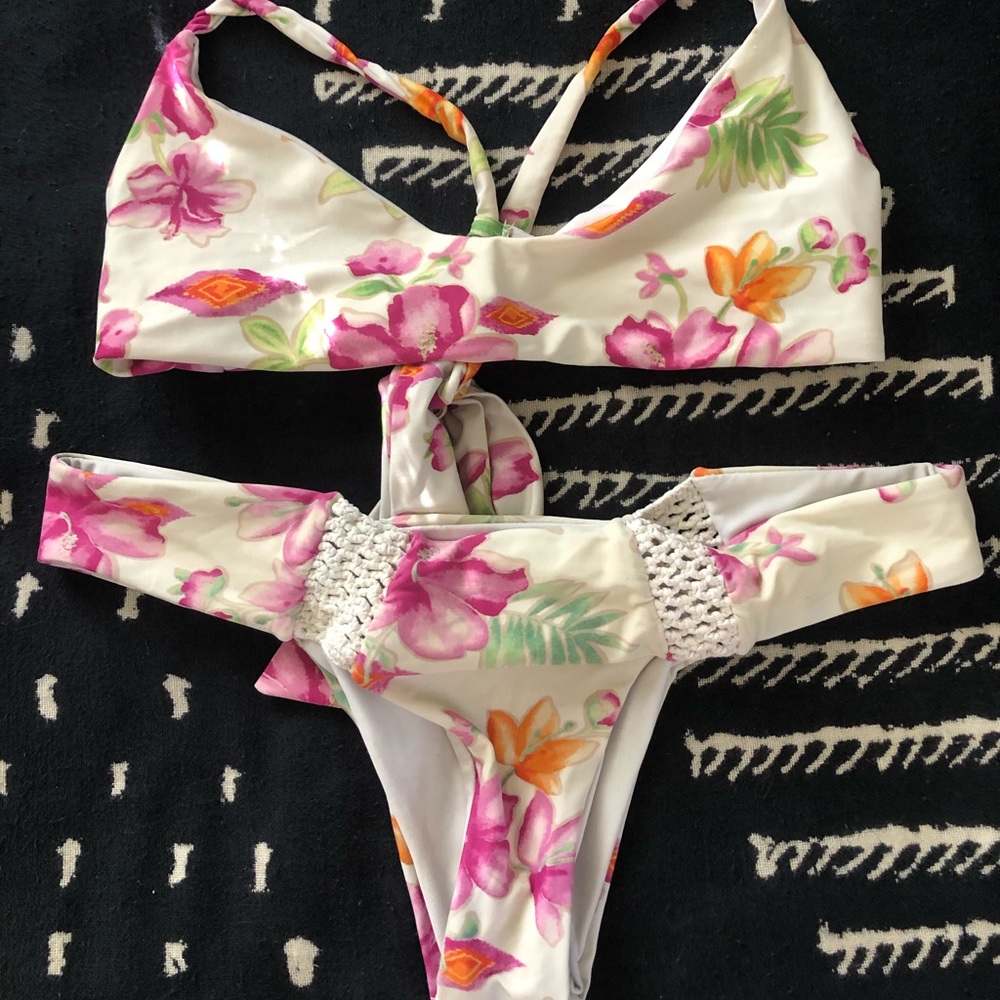Frankie’s Bikinis Bikini